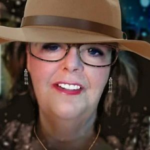 Meet your Posher, Cathy